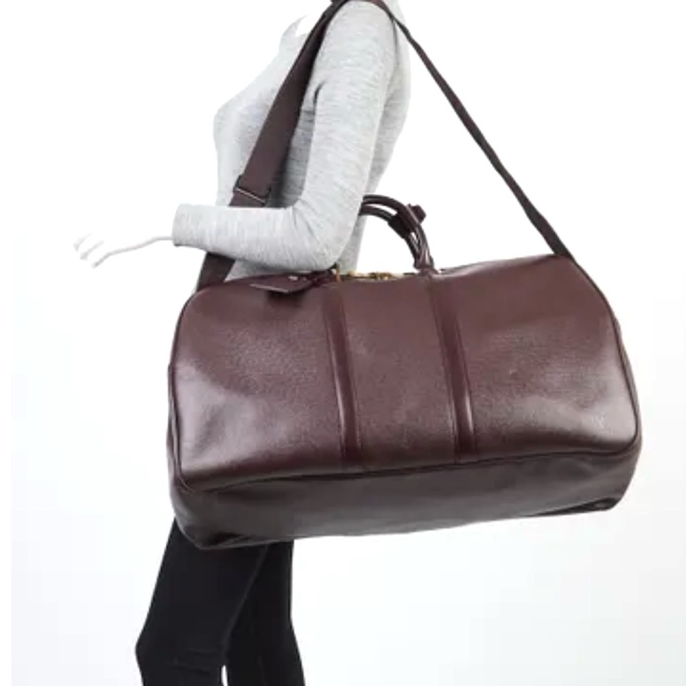 Authentic LOUIS VUITTON Taiga Kendall PM burgundy leather unisex travel bag - Picture 2 of 16